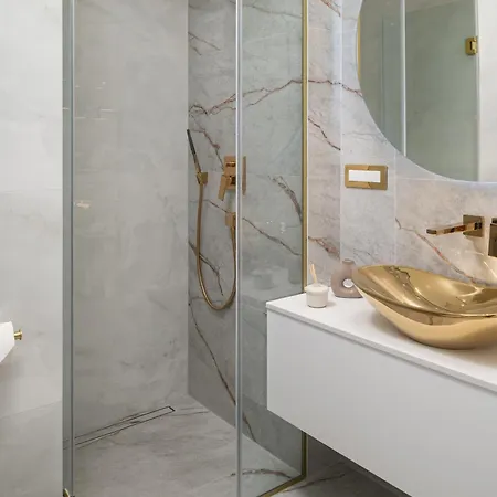 Penthouse La Vie With Seaview And Jacuzzi Апартаменты *