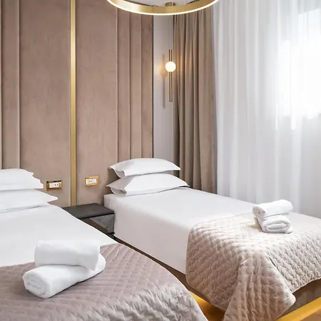 Penthouse La Vie With Seaview And Jacuzzi