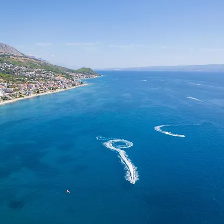 Апартаменты Penthouse La Vie With Seaview And Jacuzzi